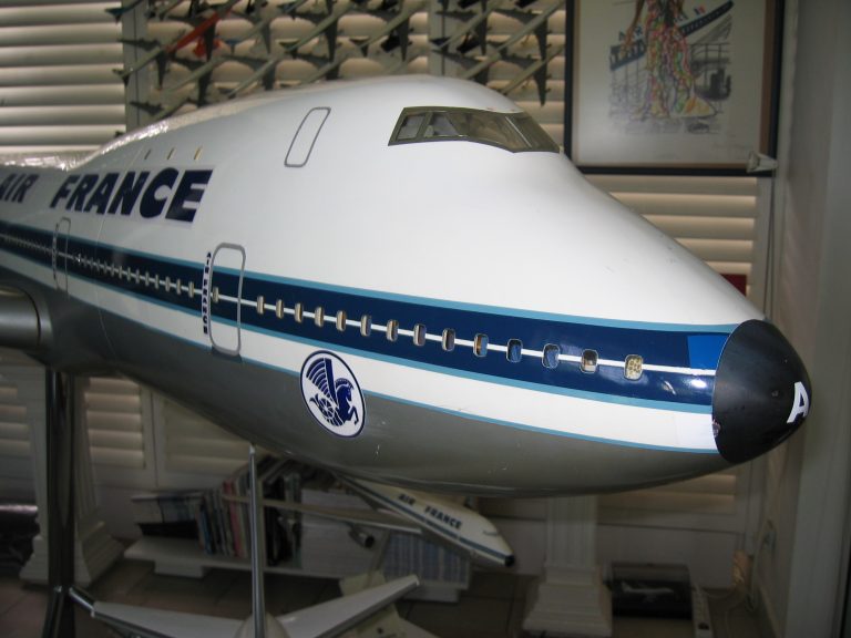 Boeing 747-100 AIR FRANCE au 1/25eme Cutaway