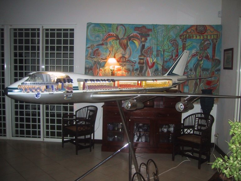 Boeing 747-100 AIR FRANCE au 1/25eme Cutaway
