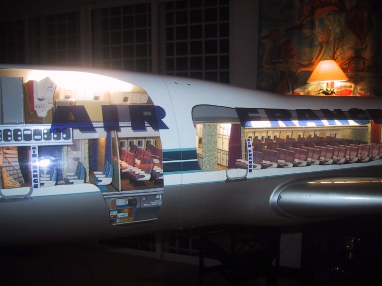 Boeing 747-100 AIR FRANCE au 1/25eme Cutaway