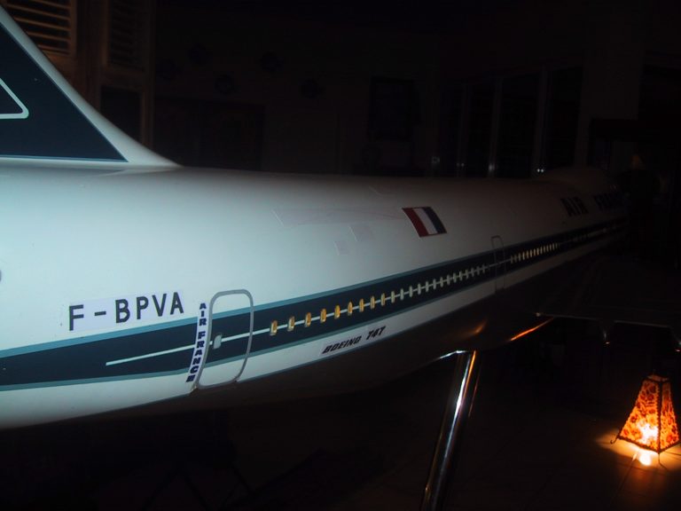 Boeing 747-100 AIR FRANCE au 1/25eme Cutaway