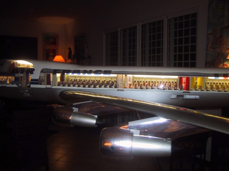 Boeing 747-100 AIR FRANCE au 1/25eme Cutaway