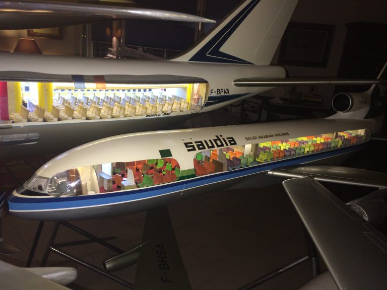 TriStar Saudia 1/30ème Cutaway