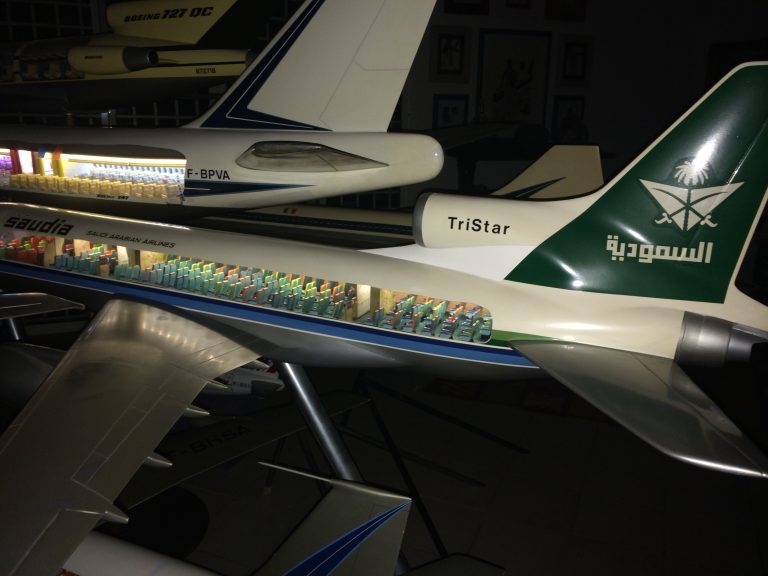 TriStar Saudia 1/30ème Cutaway