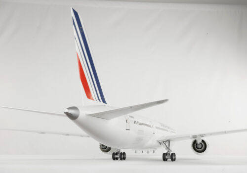 b787_04