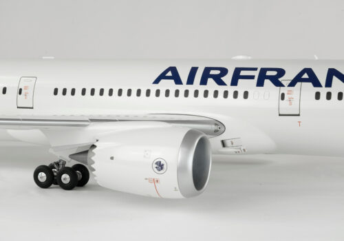b787_06