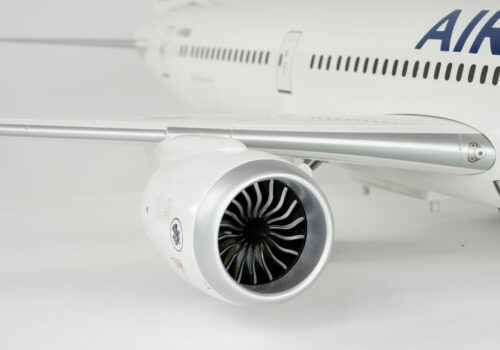 b787_07