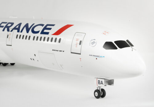 b787_08